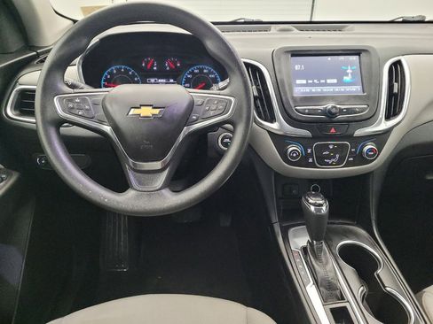 Used 2018 Chevrolet Equinox LS image 22