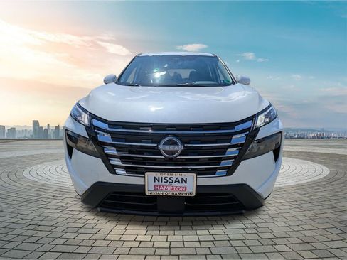 New 2026 Nissan Rogue SV image 9