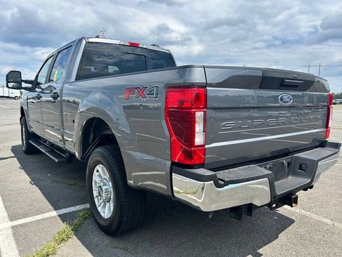 Used 2022 Ford F250 XL w/ STX Appearance Package AWD/4WD image 5