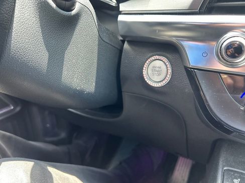 Certified 2022 Kia Telluride S AWD/4WD image 18