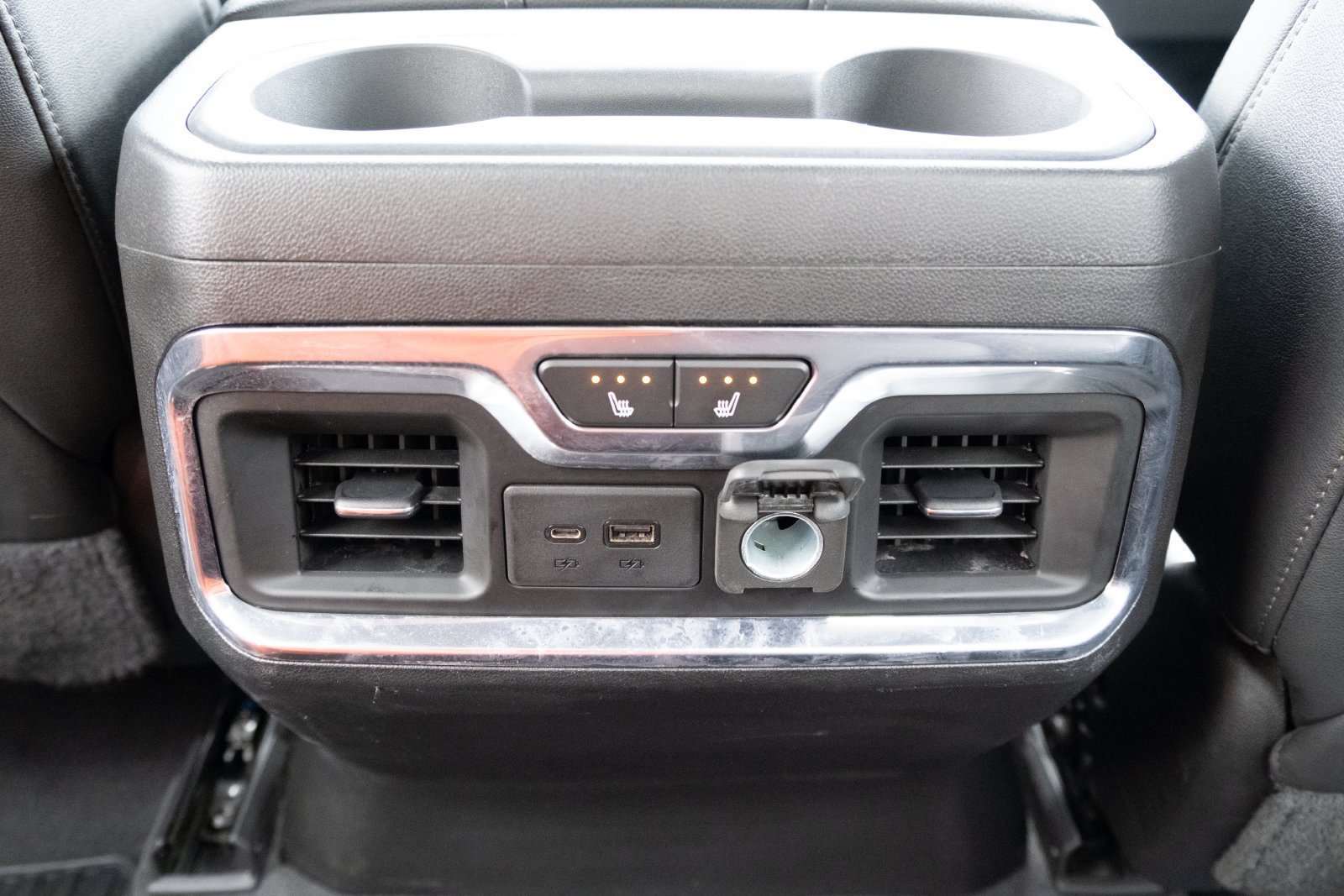 Used 2021 Chevrolet Silverado 1500 LTZ w/ Z71 Off-Road Package AWD/4WD image 18