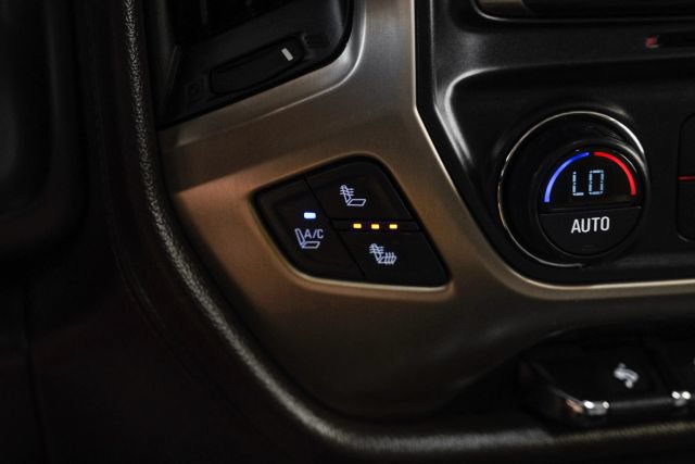 Used 2015 GMC Sierra 2500 Denali w/ Duramax Plus Package AWD/4WD image 26