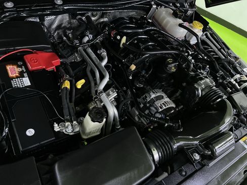 Used 2024 Jeep Gladiator Sport AWD/4WD image 29
