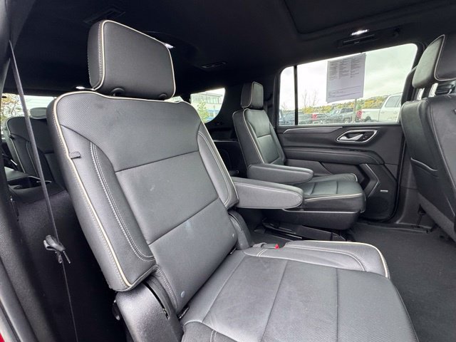 Certified 2022 GMC Yukon XL SLT w/ SLT Premium Package AWD/4WD image 29