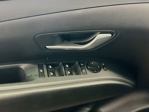 Used 2025 Hyundai Tucson SEL AWD/4WD image 15