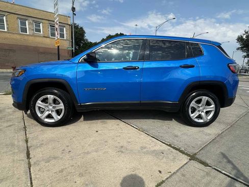 Used 2023 Jeep Compass Sport AWD/4WD image 8