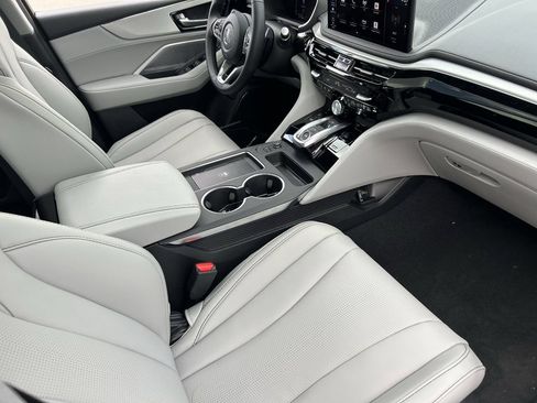 Used 2026 Acura MDX SH-AWD w/ Technology Package image 14