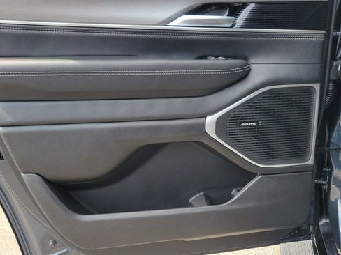 New 2025 Jeep Wagoneer Series II image 12