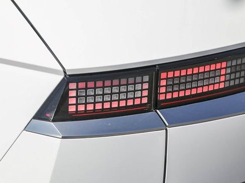 Certified 2023 Hyundai Ioniq 5 Limited AWD/4WD image 10