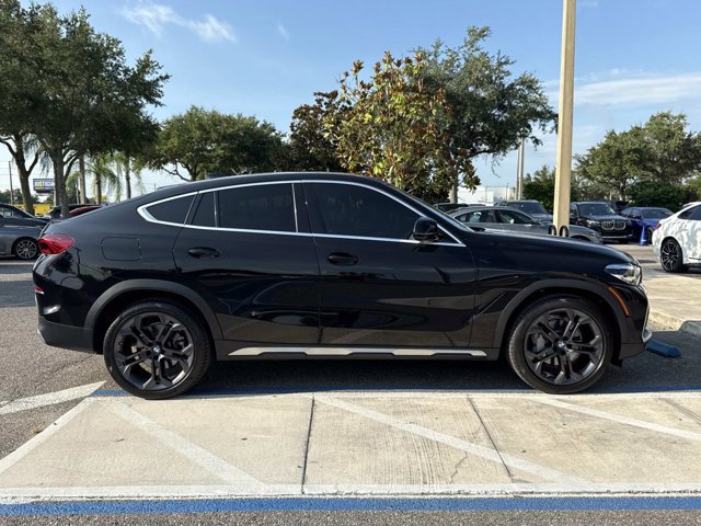 Used 2022 BMW X6 xDrive40i w/ Premium Package AWD/4WD image 2