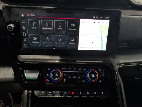 Used 2023 GMC Sierra 1500 AT4X image 10