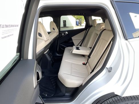 New 2026 BMW X3 xDrive30 w/ Premium Package AWD/4WD image 27
