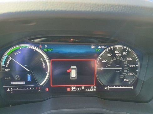 Used 2025 Subaru Forester Sport w/ Popular Package image 28