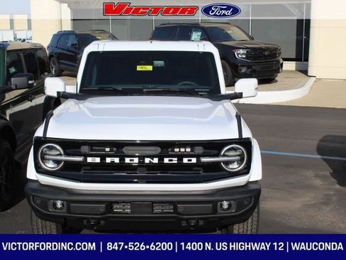 New 2025 Ford Bronco Outer Banks image 3