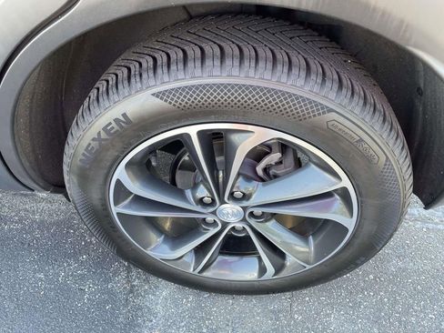 Used 2021 Buick Encore GX Select w/ Advanced Technology Package FWD image 13