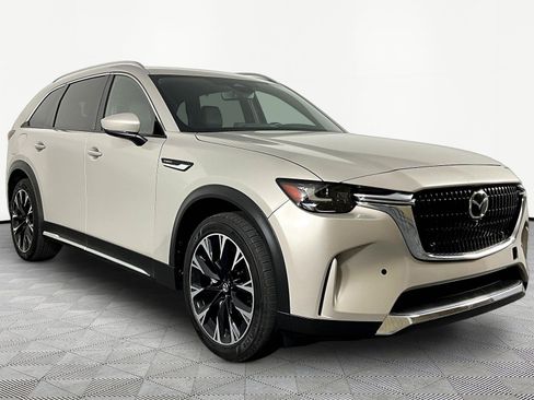 Used 2024 MAZDA CX-90 Plug-In Hybrid w/ Premium Plus AWD/4WD image 3