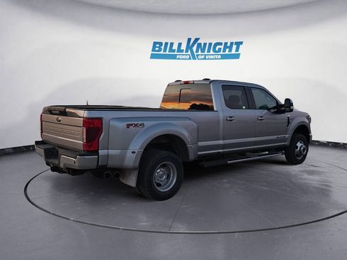 Used 2021 Ford F350 Lariat w/ Lariat Value Package image 5