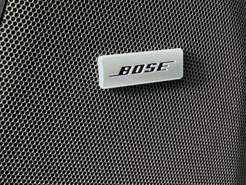 Used 2021 Chevrolet Suburban Premier w/ Premium Package image 19