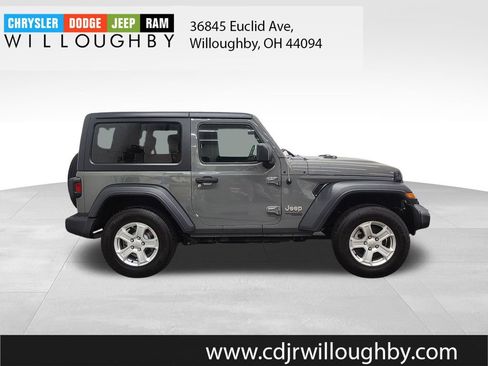 Used 2019 Jeep Wrangler Sport AWD/4WD image 4