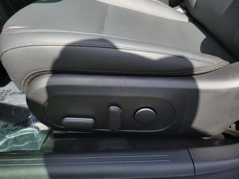 Certified 2025 Hyundai Ioniq 6 SEL RWD image 17