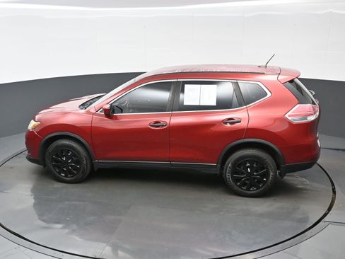Used 2016 Nissan Rogue S image 31