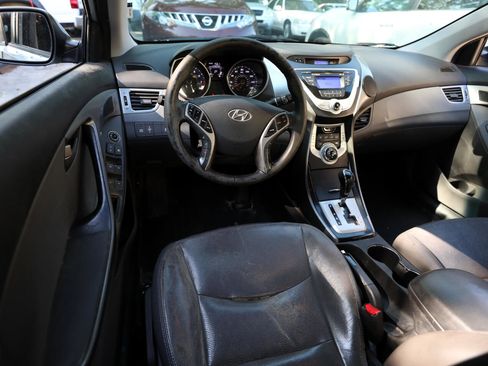 Used 2012 Hyundai Elantra Limited image 13