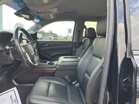 Used 2019 GMC Yukon XL SLT image 8