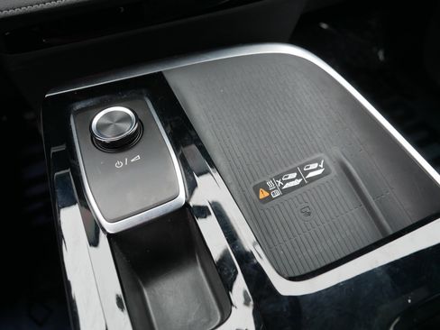 Used 2025 Buick Enclave Preferred image 31