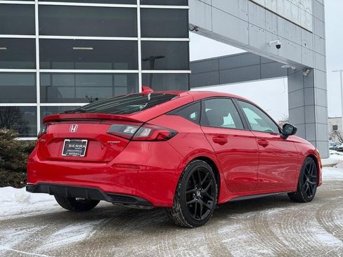 Used 2022 Honda Civic Sport image 3