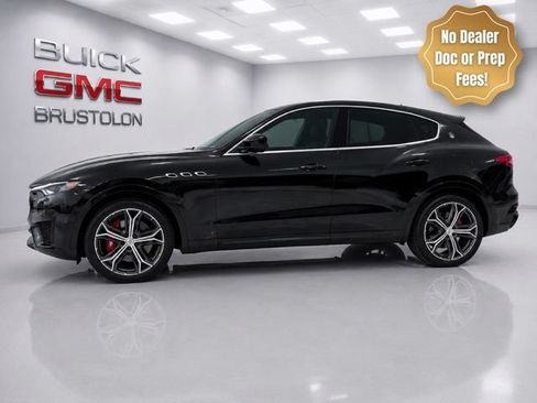 Used 2019 Maserati Levante Trofeo AWD/4WD image 3