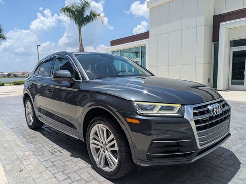 Used 2020 Audi Q5 2.0T Premium Plus AWD/4WD image 4