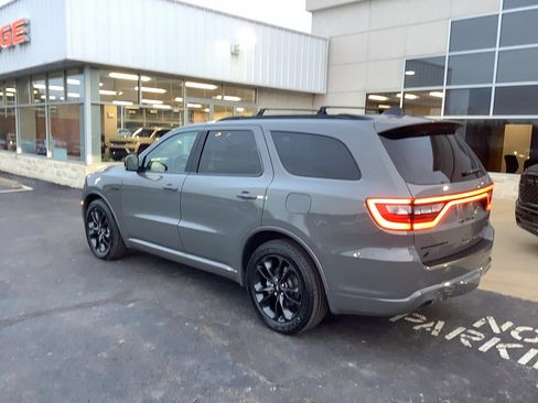 Certified 2024 Dodge Durango R/T image 8