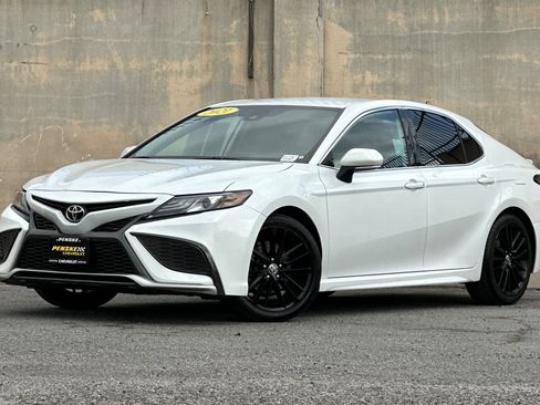 Used 2021 Toyota Camry XSE w/ Carpet Mat Package (TMS) FWD image 8