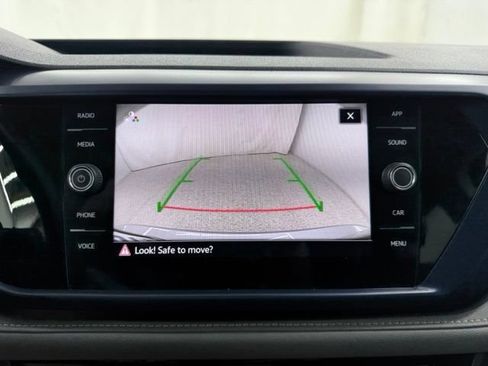 Used 2024 Volkswagen Taos SE FWD image 30