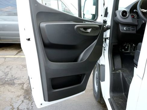 New 2026 Mercedes-Benz Sprinter 2500 image 8