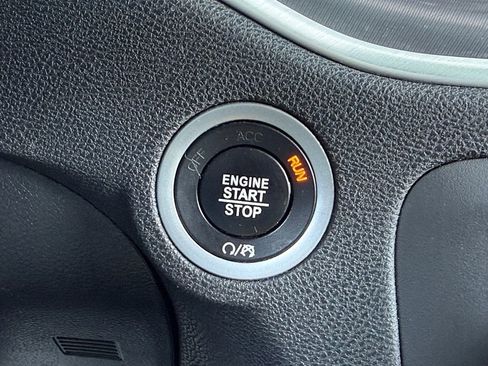 Used 2020 Dodge Charger SXT image 28