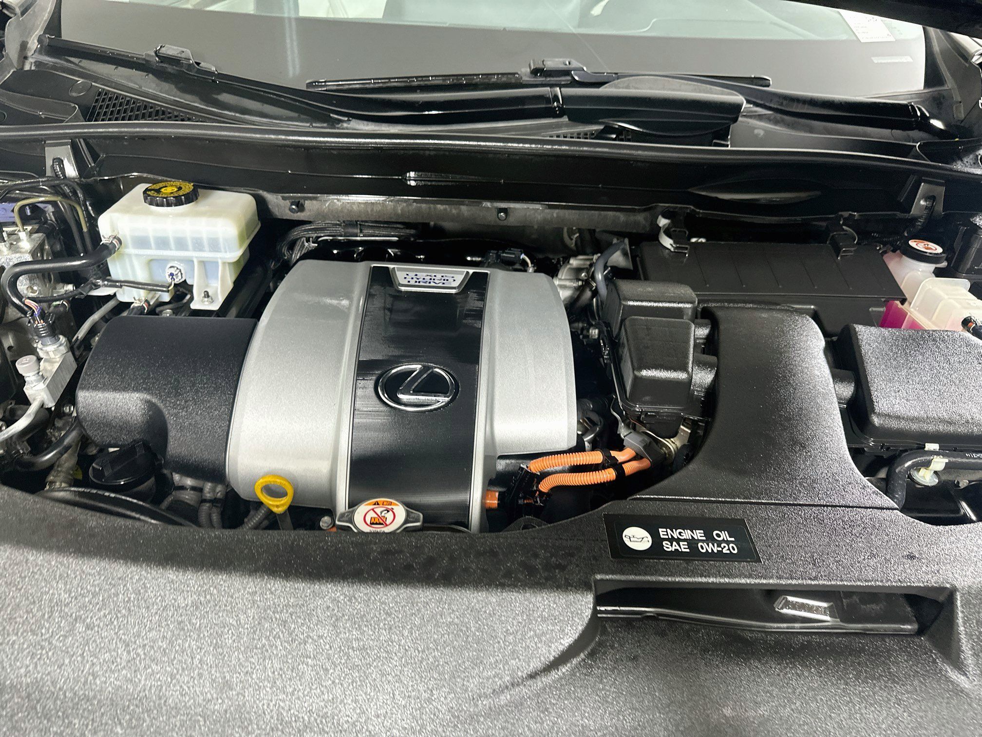 Used 2018 Lexus RX 450h AWD w/ Premium Package image 34
