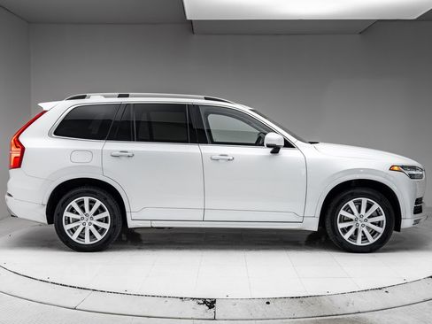 Used 2016 Volvo XC90 T6 Momentum w/ Momentum Plus Package AWD/4WD image 32