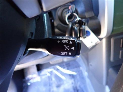 Used 2014 Toyota FJ Cruiser 4WD w/ Convenience Package image 14