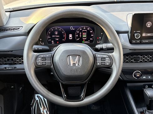 Used 2023 Honda Accord LX image 21