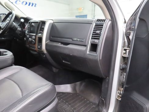 Used 2017 RAM 2500 Laramie AWD/4WD image 28