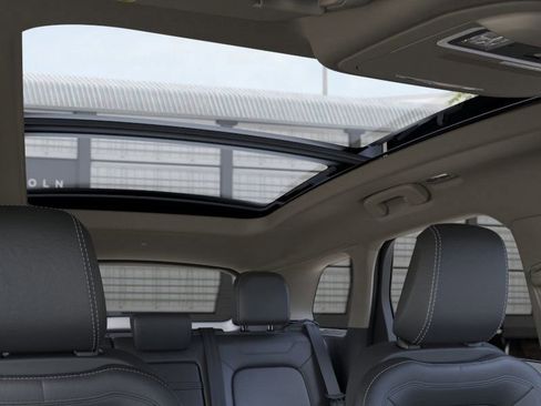 New 2026 Lincoln Corsair Reserve image 44