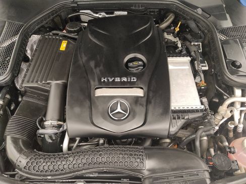 Used 2018 Mercedes-Benz C 350e Sedan image 30