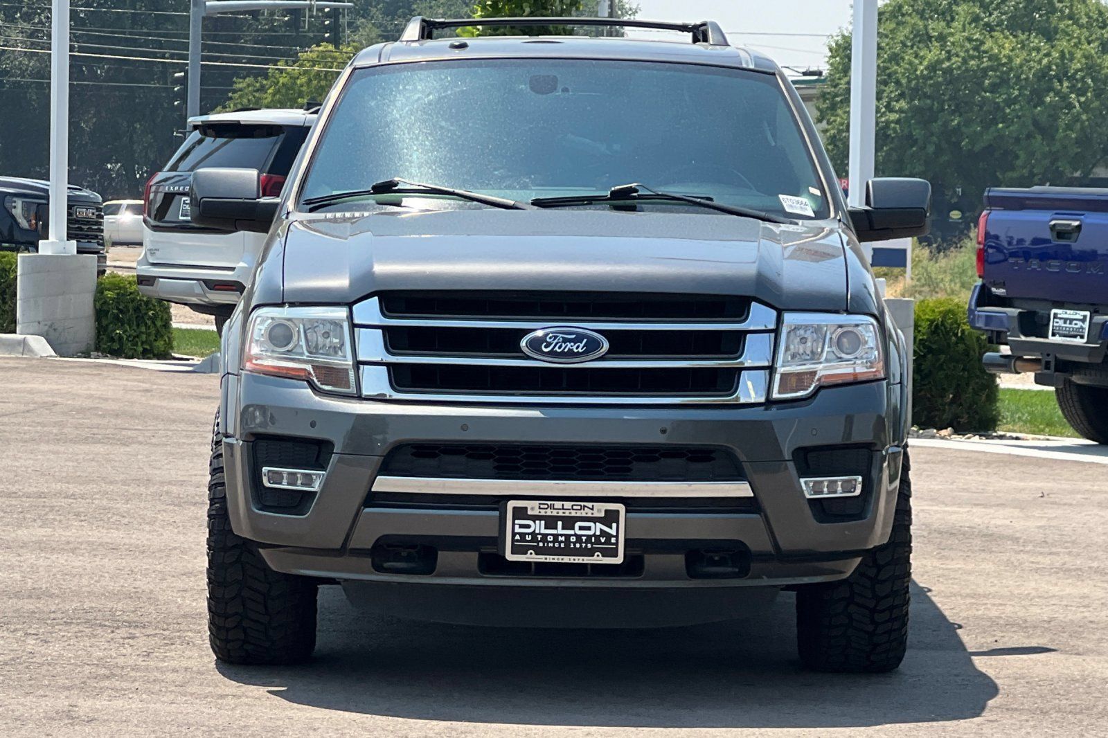 Used 2015 Ford Expedition Limited w/ Equipment Group 301A AWD/4WD image 10