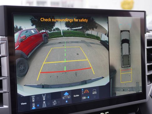 Used 2025 Toyota Tundra Platinum image 32