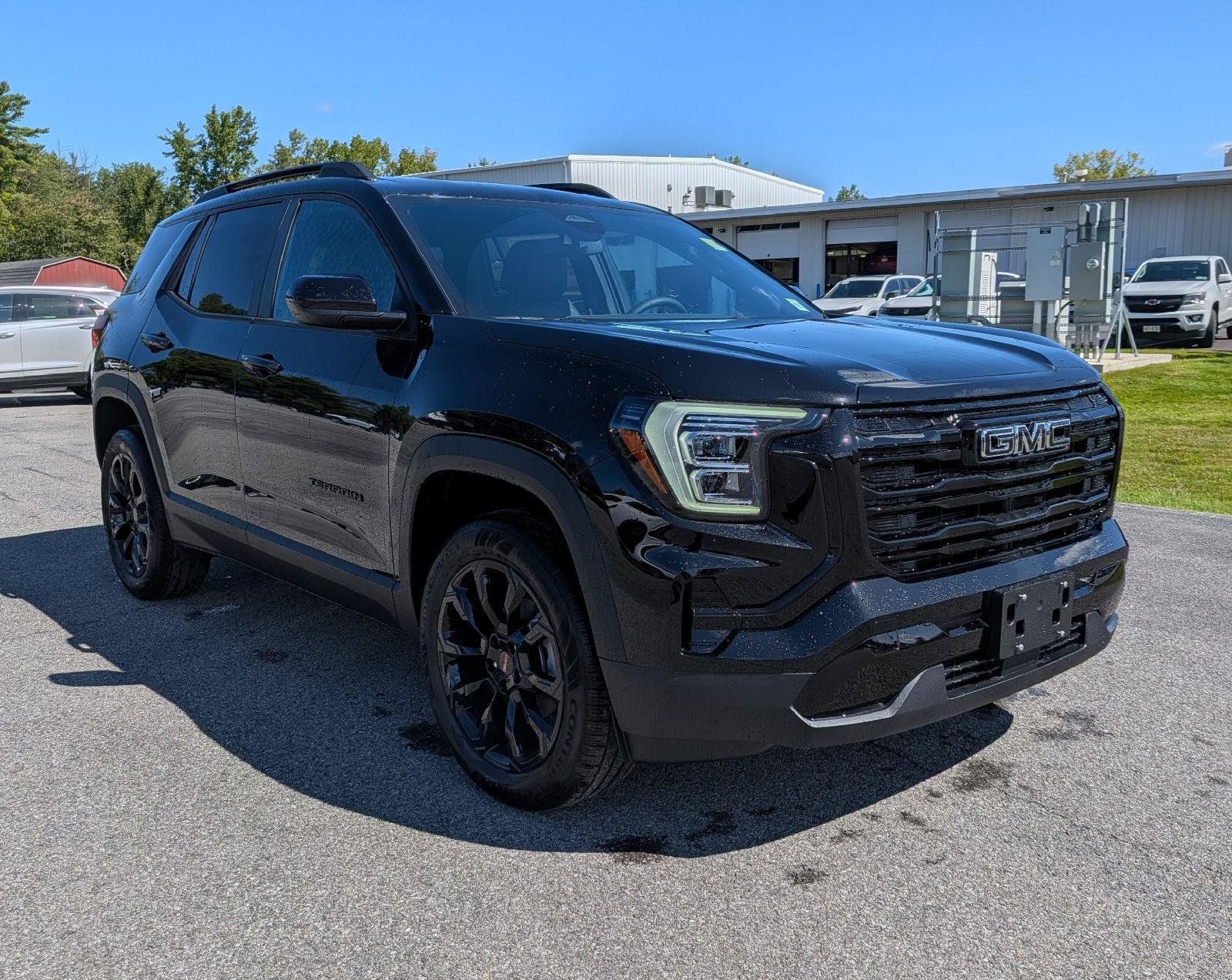 New 2027 GMC Terrain Elevation w/ Elevation Premium Package AWD/4WD image 4