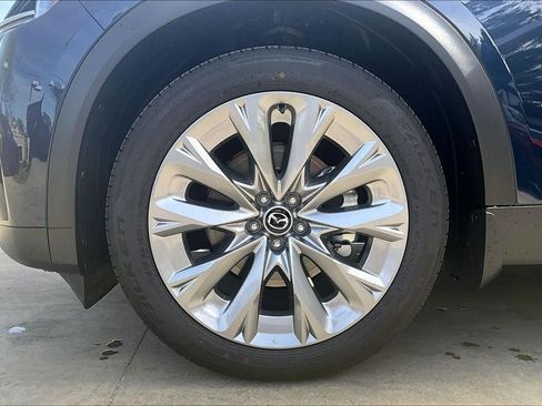 New 2026 MAZDA CX-90 Plug-In Hybrid w/ Preferred image 8