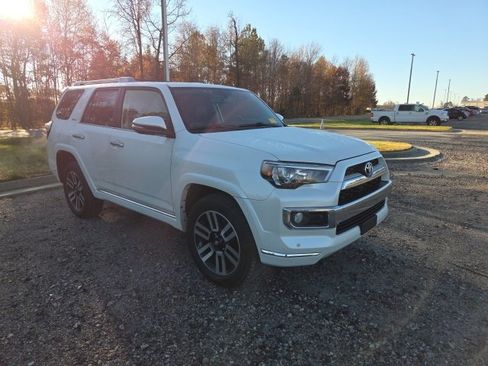Used 2019 Toyota 4Runner Limited image 7