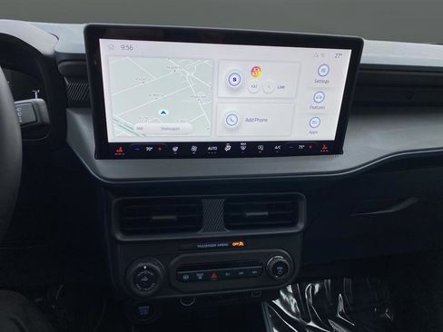 New 2026 Ford Maverick Lariat w/ Black Appearance Package image 9