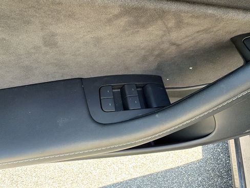 Used 2023 Tesla Model 3 Standard Range RWD image 17